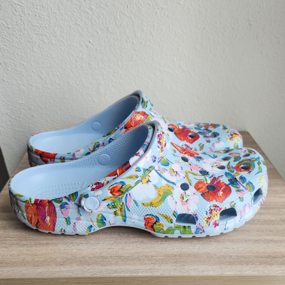 Crocs Vera Bradley Floral Clog Sandals - Picture 4 of 6